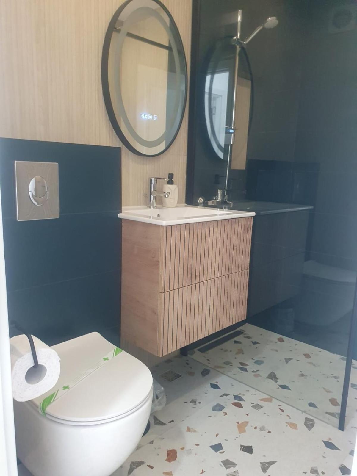 Cozy Apartment At Gara De Nord Бухарест Екстер'єр фото