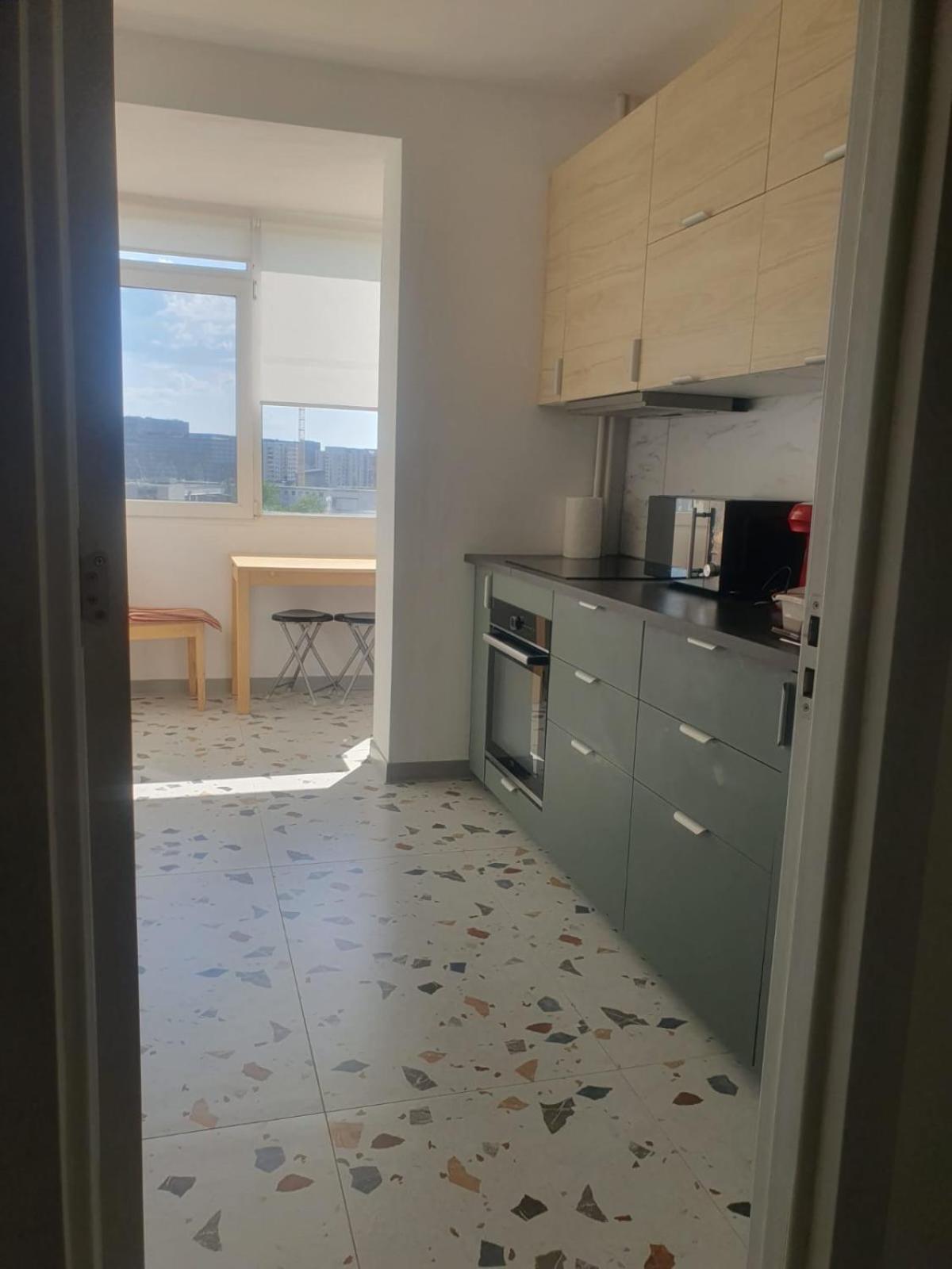 Cozy Apartment At Gara De Nord Бухарест Екстер'єр фото